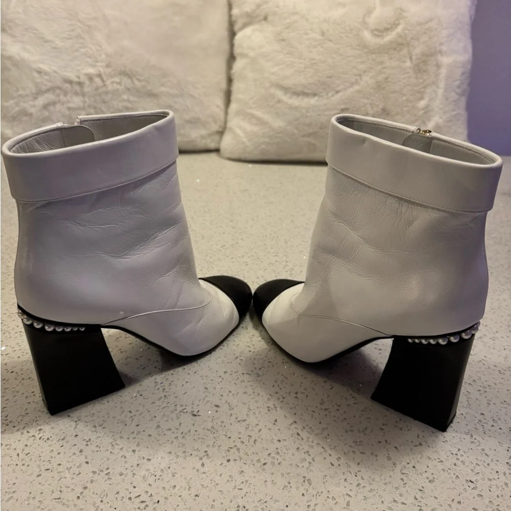 White and Black Leather Ankle Boots - Picture 3 of 7